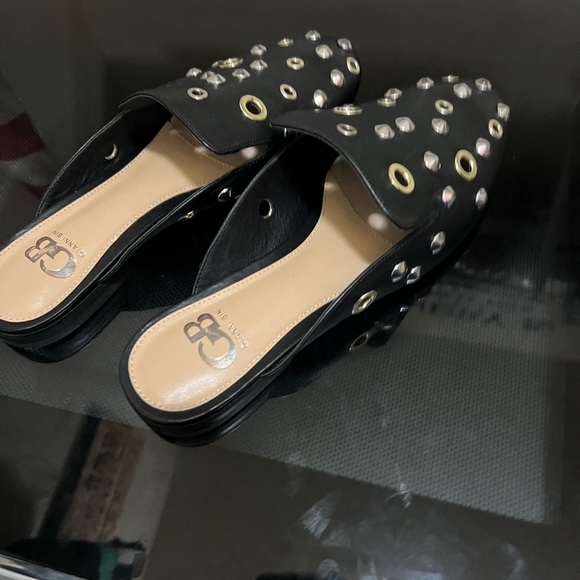 Gianni Bini Leather Studded Mules - Picture 2 of 6
